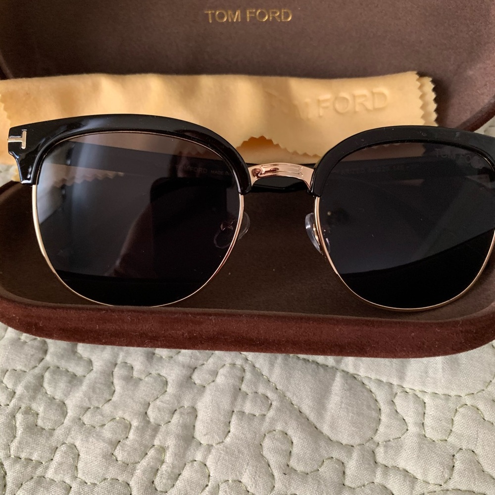 Tom ford sunglasses(new)